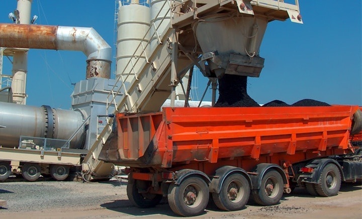 How to Monitor Asphalt Temperature with IIoT Devices