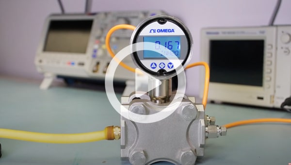 Comment mesurer le niveau dans une bouteille d'eau ! (Configuration d'un transmetteur de pression)
